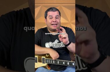 A TÉCNICA POR TRÁS DAS GUITARRAS MAIS FAMOSAS #Shorts